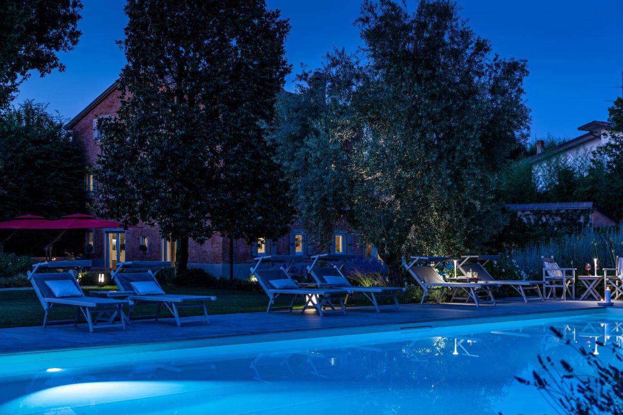 Il Mulino Relais Piacenza Hotel Buitenkant foto